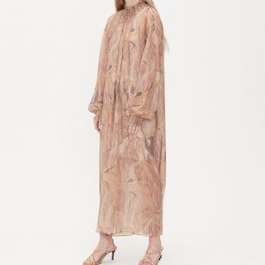 Viden Harp Dress O/S size 1X/2X Antelope print maxi long sleeve dress